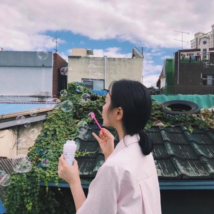 苍井优（饰 高荷惠） - 日剧双语字幕在线观看 - 小程序看电影